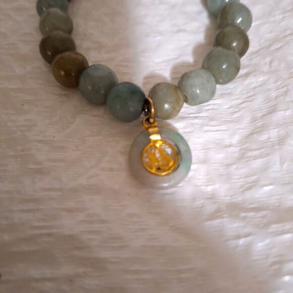 A Green Stone Stretchy Bracelet Good Luck Charm Thai Naga Eye Bead Tube - Picture 5 of 9